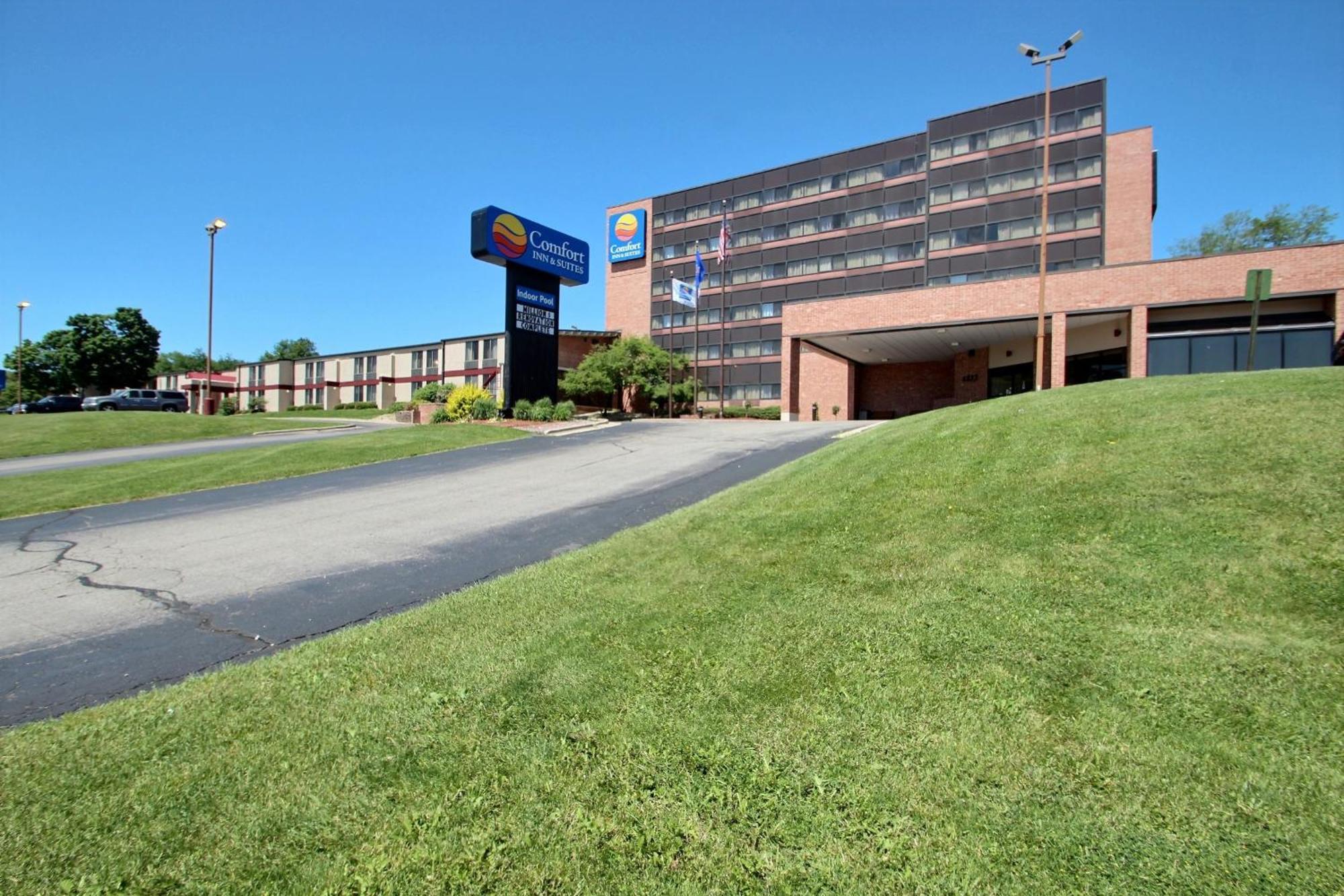 Comfort Inn & Suites Madison - Airport Kültér fotó